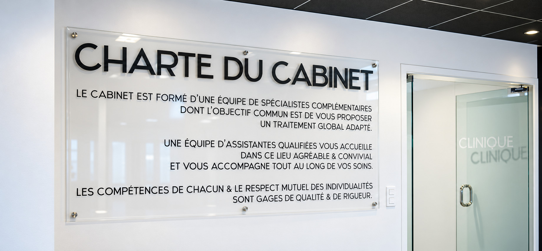 La charte du cabinet affichée à l'accueil